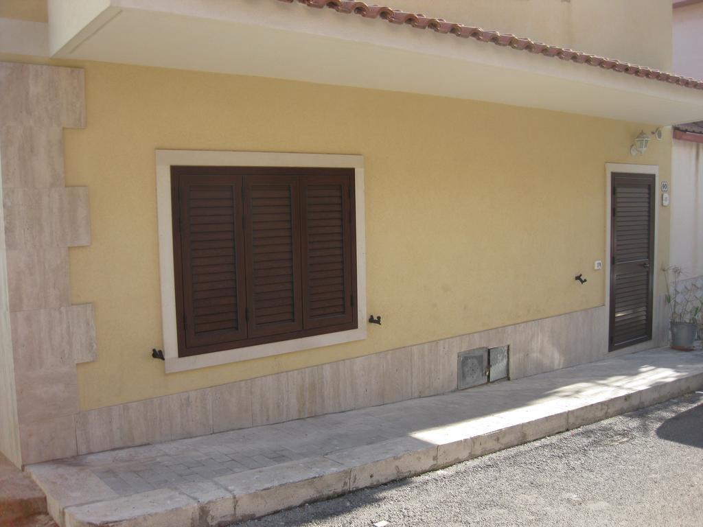 Casa Vacanze Le Rose Marina di Ragusa Oda fotoğraf